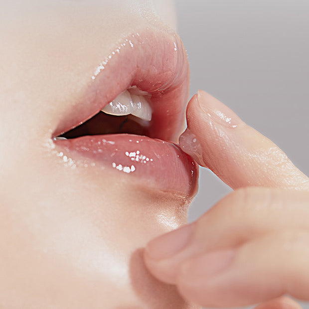 Solid In Ceramide Lip Essence
